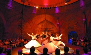 dansatori turci