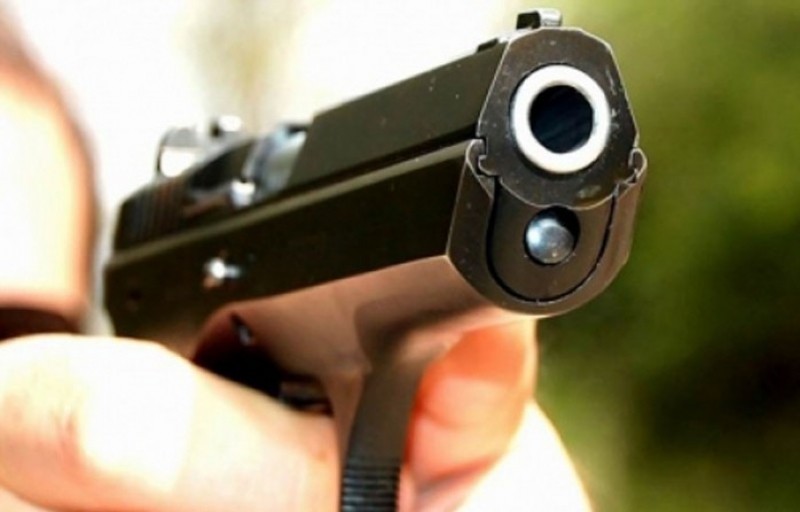 Incident șocant Intr Un Cămin De Liceu Elevă Amenințată Cu Arma