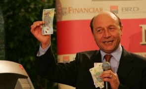 Băsescu Compară Pensia Minimă Cu Pensiile Speciale Pensia Minimă