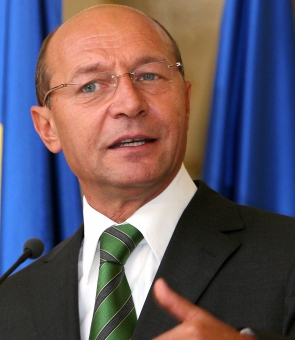 Basescu 3