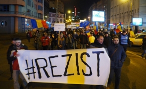 protest #rezist
