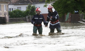 pompieri inundatii 
