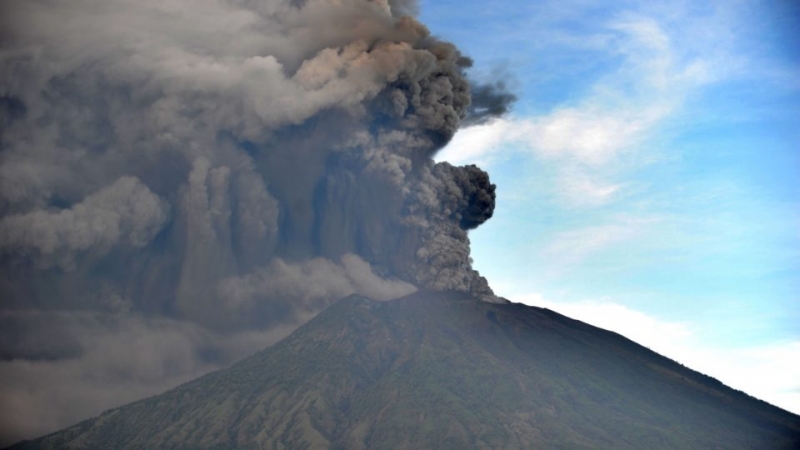 Vulcanul Kilauea Din Hawaii A Erupt Din Nou Determinand Noi