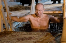 Vladimir Putin apă inghetata