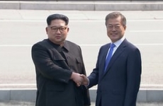 Moon Jae-in Kim Jong Un