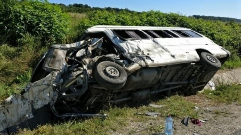 Șapte morti și zeci de răniți după ce un autocar cu turiști străini s-a răsturnat în sud-estul Cubei