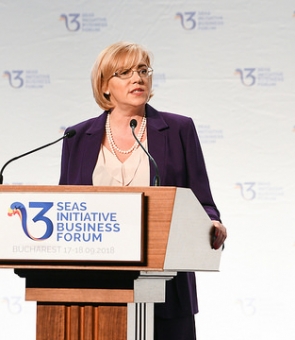Corina Crețu