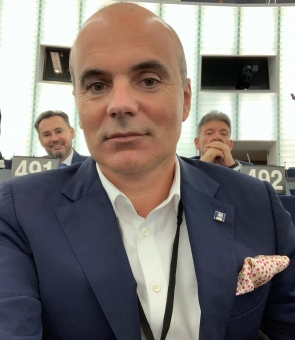 rares bogdan PE