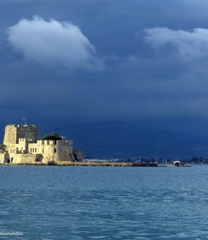 Peloponnese Nafplio Bourtzi grecia vacante turism