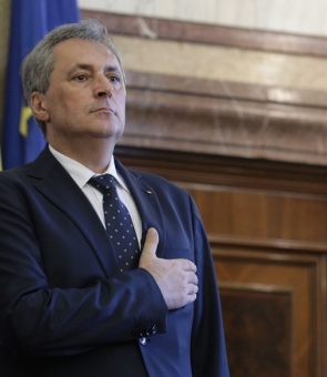 Marcel Vela