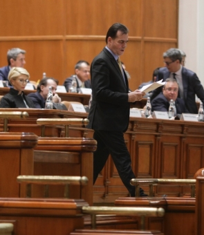 guvernul orban parlament
