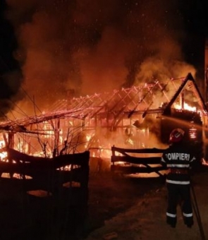 incendiu alba