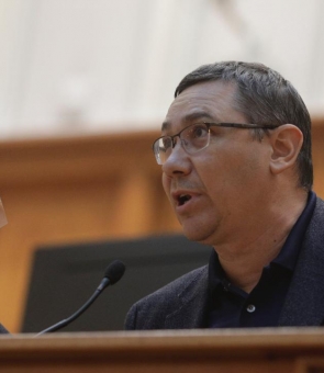 Inquam Victor Ponta mască