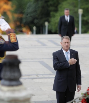 Inquam Klaus Iohannis coroana eroul necunoscut
