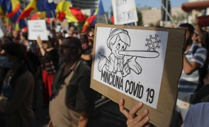 protest mască masca masti măști miting