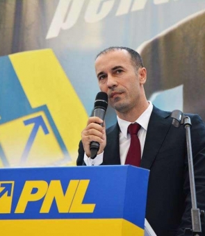 Iulian Dumitrescu