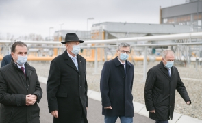 Klaus Iohannis pălărie