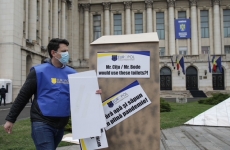 protest toalete politisti