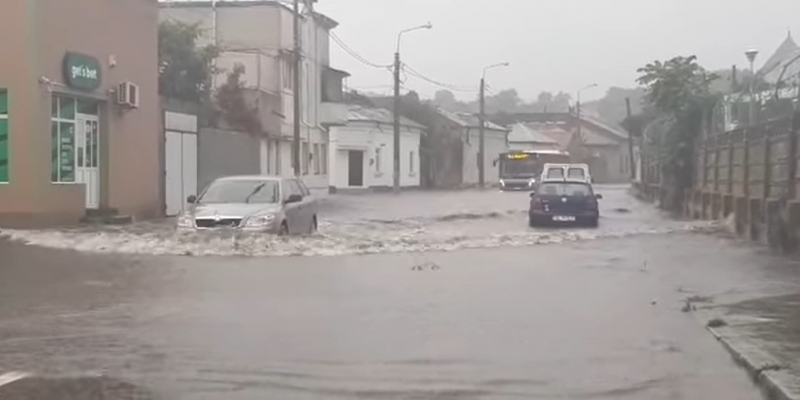 VIDEO |  The rains wreaked havoc in Galati – Flooded streets, blocked traffic, courtyards under water – News by sources