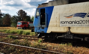 incendiu locomotiva calea ferata tren