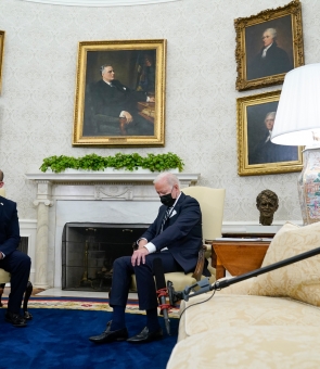 joe biden doarme