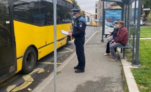control masca covid politie statie autobuz