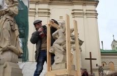 statuie protejata razboi ucraina