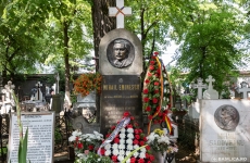 Mihai Eminescu mormânt