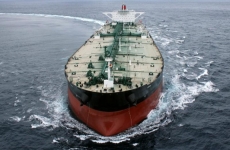 nava petroliera